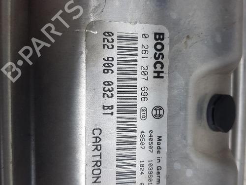 Engine Ecm 2005 PORSCHE CAYENNE 95561860200